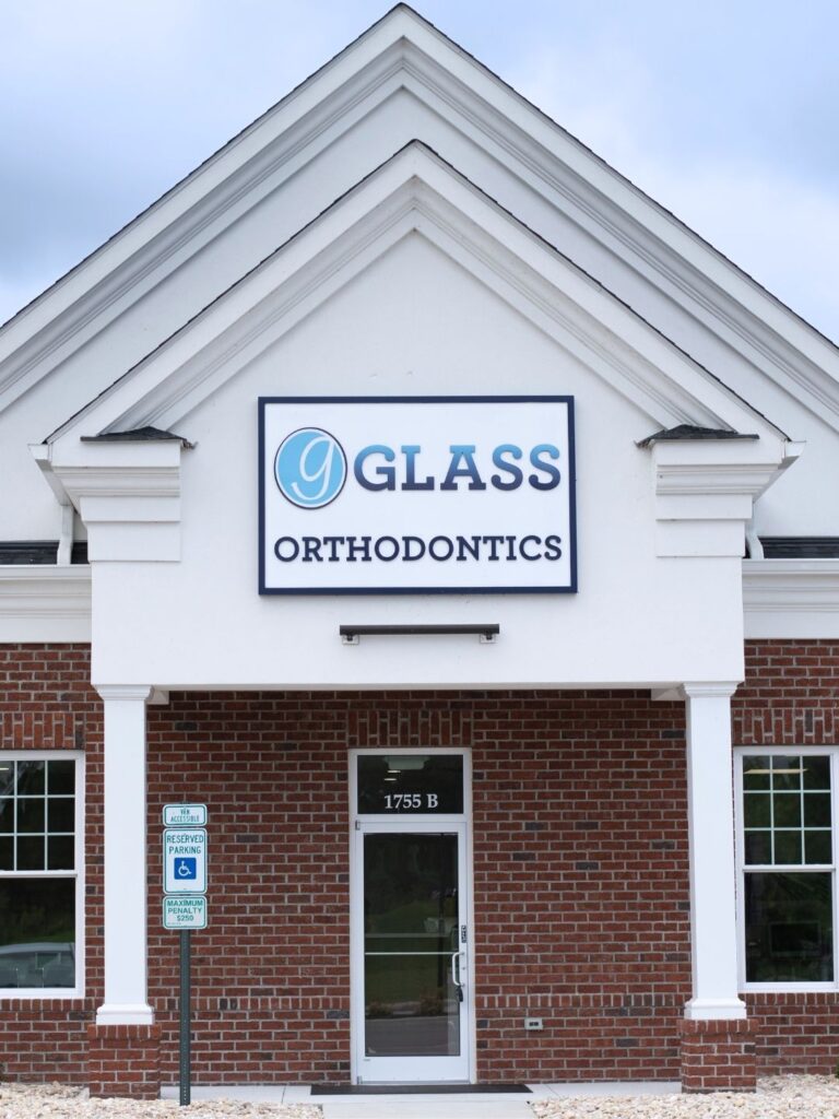 Glass-ortho-office-building-top-rated-care Glass orthodontics office exterior in chesapeake va providing expert orthodontic care